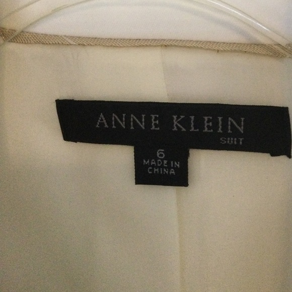 Anne Klein off-white suit size 6 - Picture 4 of 4